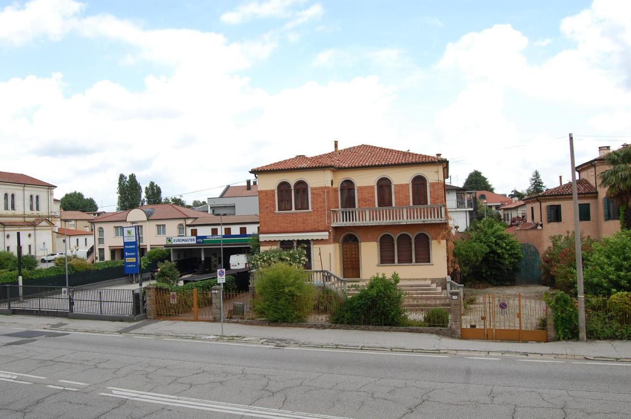 Locazione Turistica Elite Parco Brentelle Bed & Breakfast - Chiesanuova 135 E 167 Padoue Extérieur photo